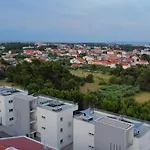 Appartement Number One Vir