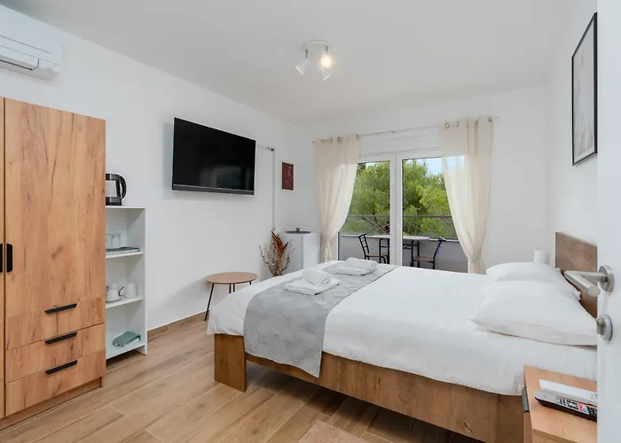 Number One アパート ヴィル