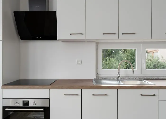 Number One アパート *