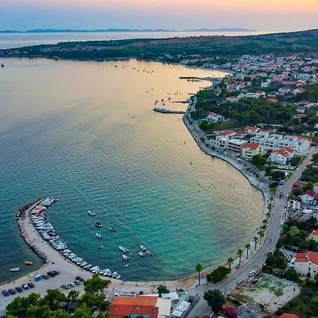 Number One Appartement Vir