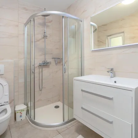 דירה Number One ויר