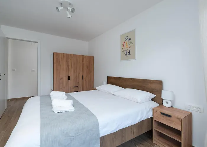 Number One Апартаменты *