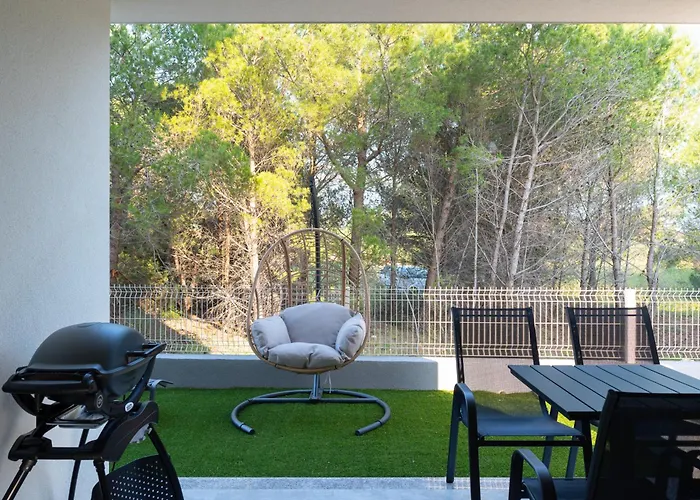 Апартаменты Number One Вир